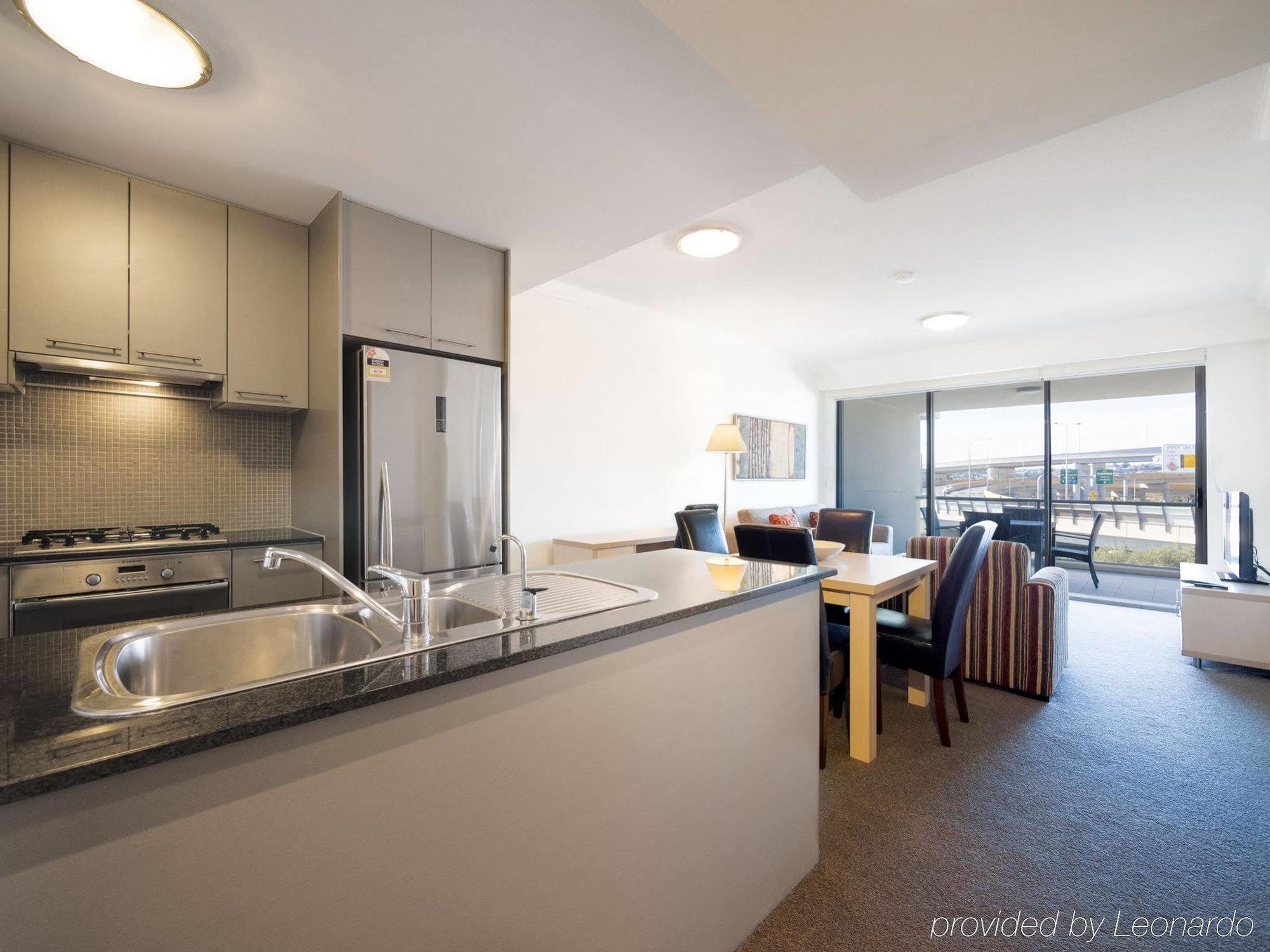 Oaks Brisbane Mews Suites מראה חיצוני תמונה